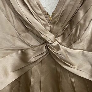 NWT Sleeveless BCBG Maxazria  93./. Silk